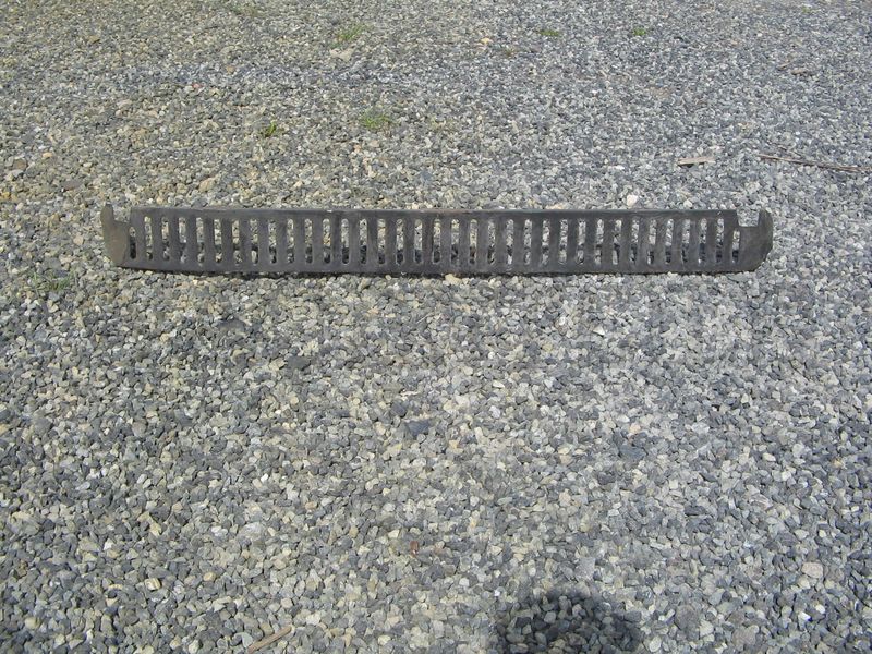 813 341 411 C sch -GS Abdeckblech Schalldämpfer (Beulen, Kratzer, Rost)