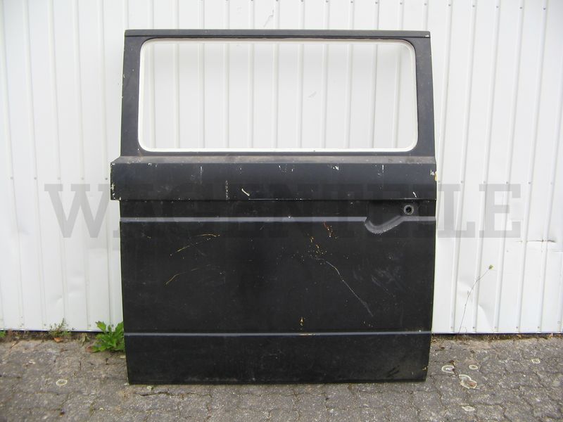 843 106 253 E swg -GS Schiebetür rechts, Unterkante Rost, schwarz gesprüht