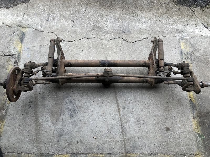 401 061 211 D -GS Vorderachskörper mit Tragarmen und Achsschenkeln