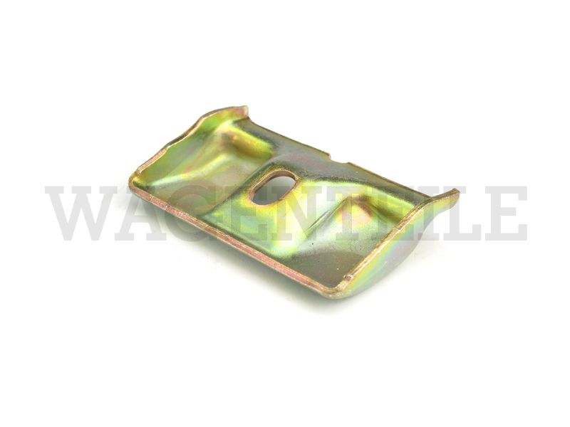 813 191 211 Halter Batterie (Bodenleiste 19mm)
