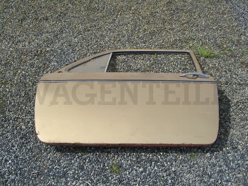 831 051 415 H gol -GS Tür links (gold) 2-Türer mit Drehfenster, Beulen und Rost